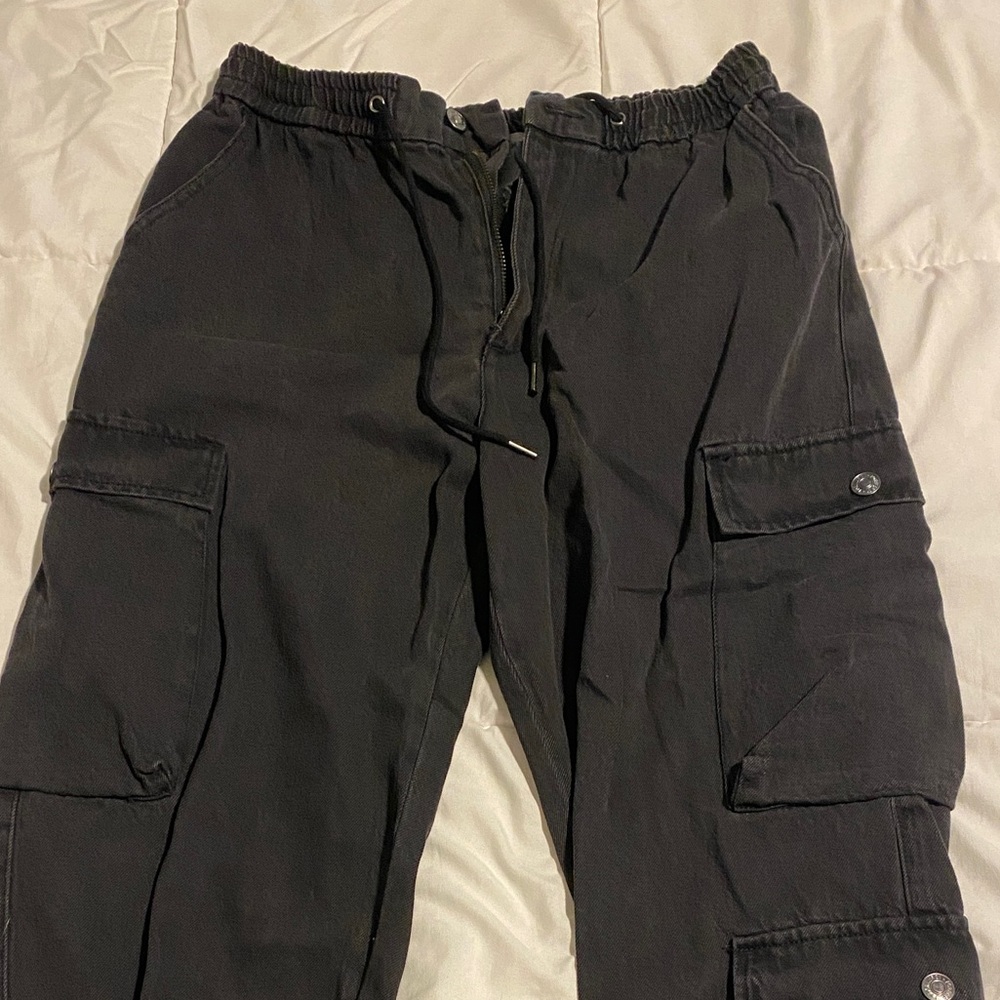 Black jean cargo joggers - new w/ tag